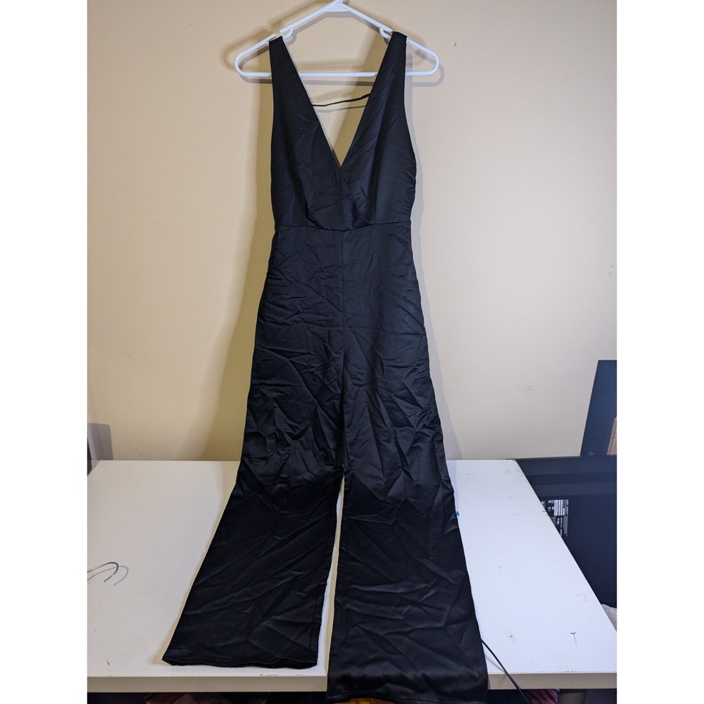 Fashion Nova M 1 piece satin feel black tank style romper jumper jumpsuit pants